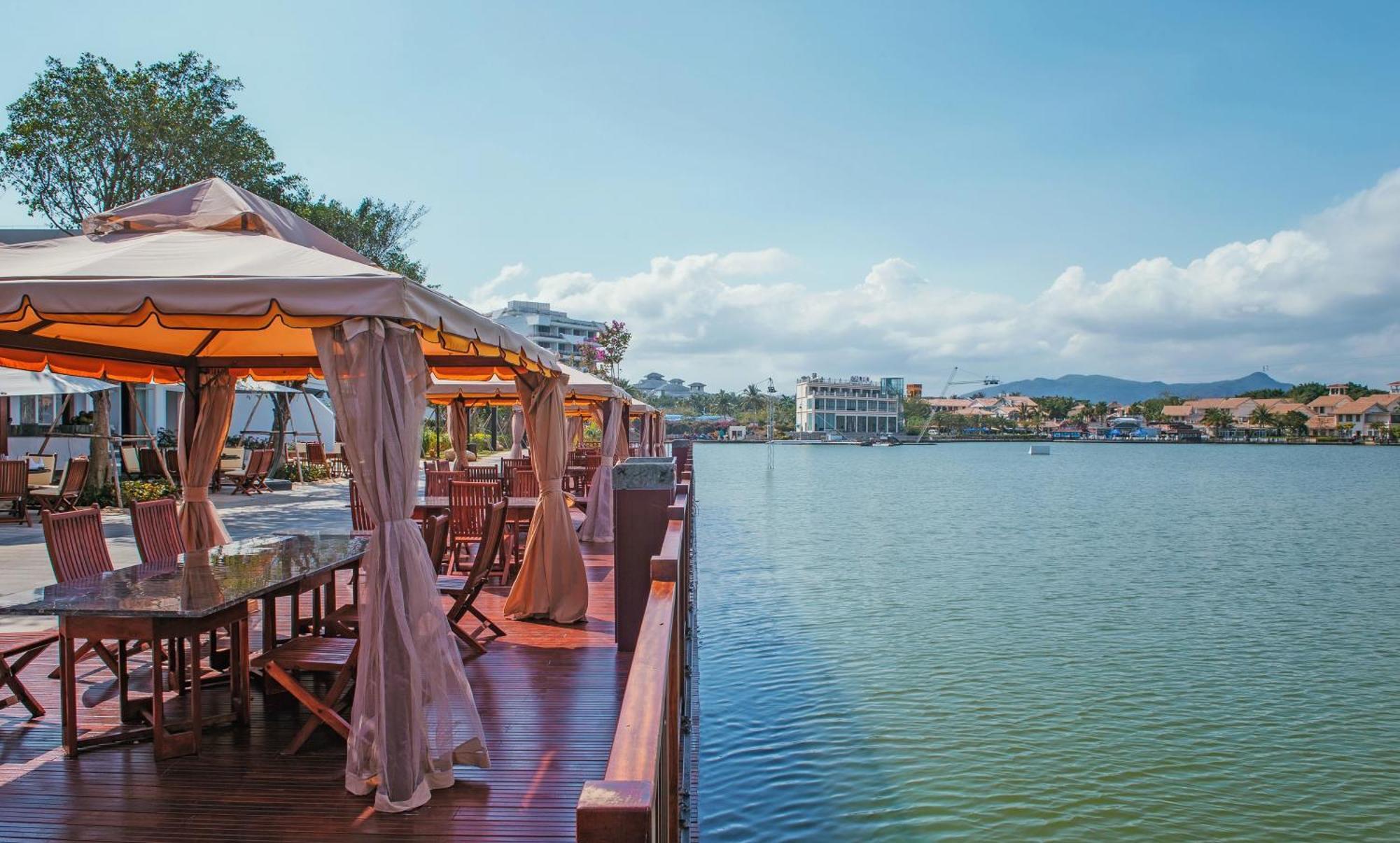 Palace Resort Yalong Bay Sanya Eksteriør billede